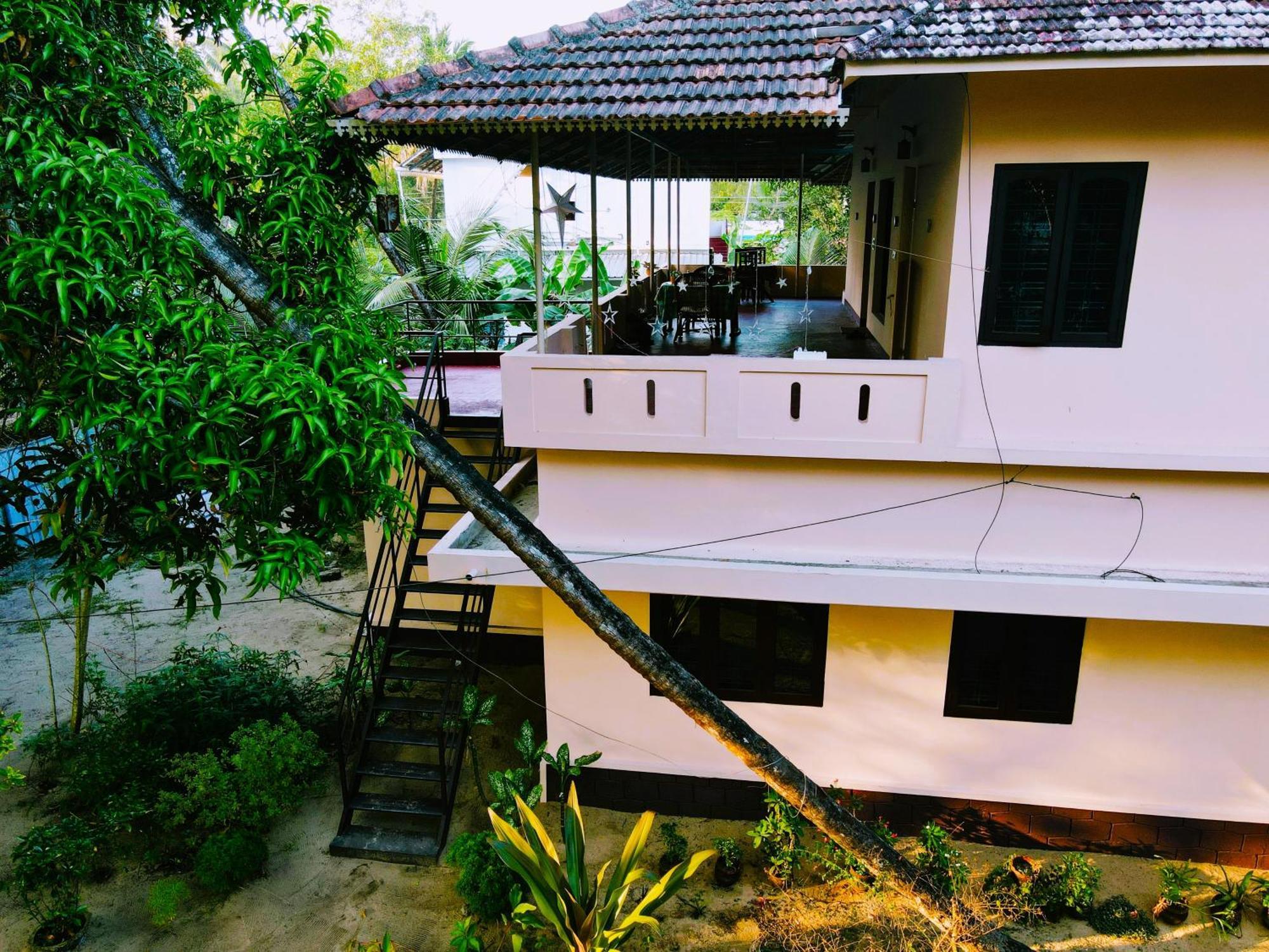 Bella Beach Villa Mararikulam Exterior photo